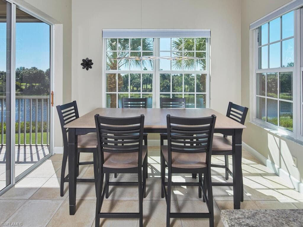 10331 Autumn Breeze Dr 202, Estero, FL 34135-10