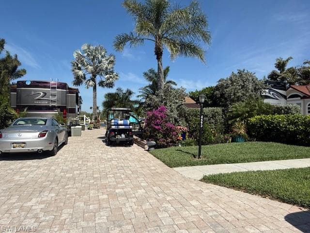 4593 Southern Breeze Dr, Naples, FL 34114-2