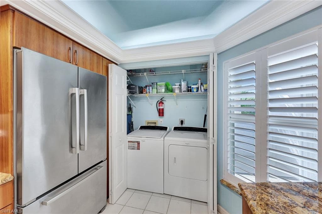100 Stevens Landing Dr 101, Marco Island, FL 34145-11