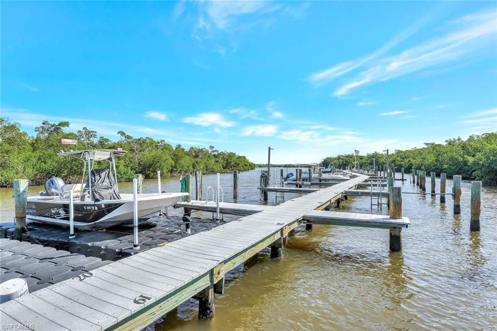 100 Stevens Landing Dr 101, Marco Island, FL 34145-20