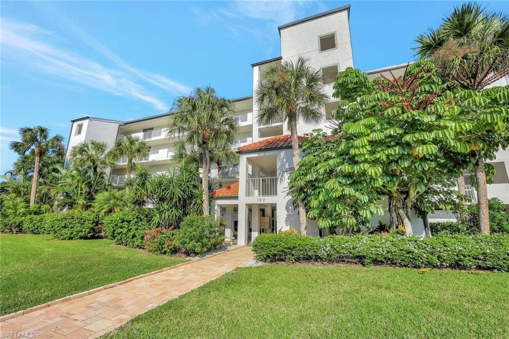 100 Stevens Landing Dr 101, Marco Island, FL 34145-2