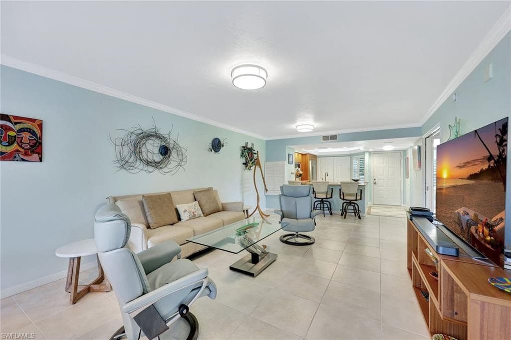 100 Stevens Landing Dr 101, Marco Island, FL 34145-5