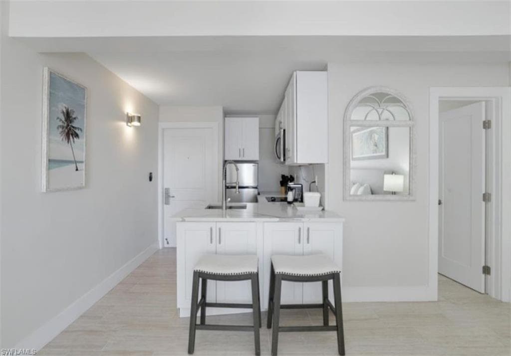 900 Broad Ave S 140, Naples, FL 34102-6