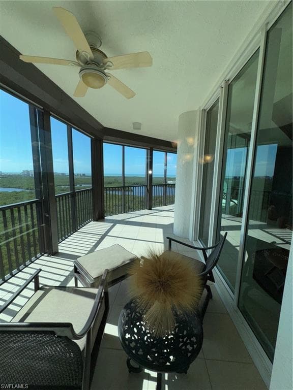 445 Cove Tower Dr 1702, Naples, FL 34110-21