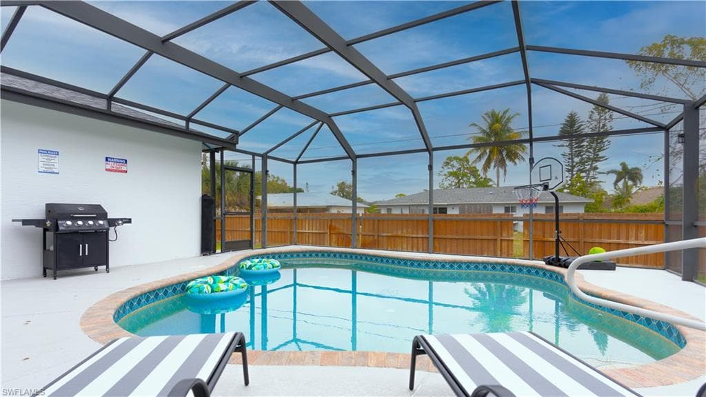 9151 Irving Rd, Fort Myers, FL 33967-4