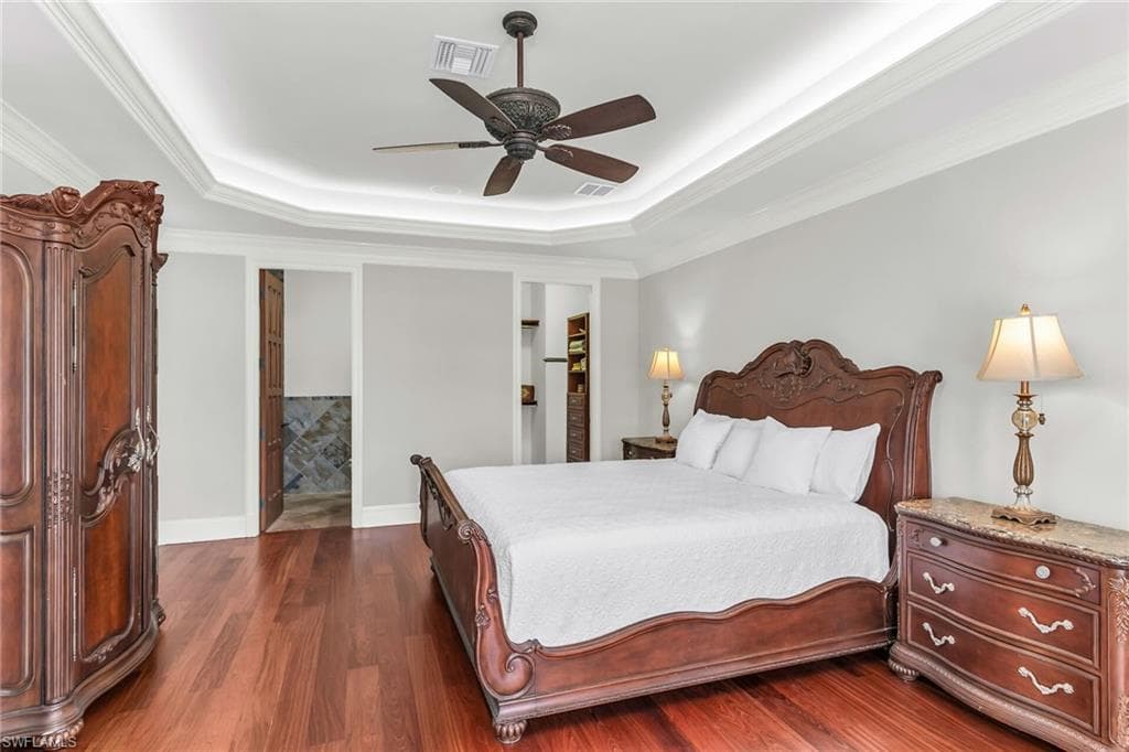 1411 Quintara Ct, Marco Island, FL 34145-17