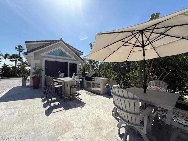 4670 Southern Breeze Dr, Naples, FL 34114-21