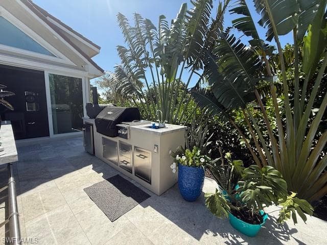 4670 Southern Breeze Dr, Naples, FL 34114-22