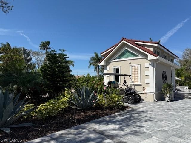 4670 Southern Breeze Dr, Naples, FL 34114-2