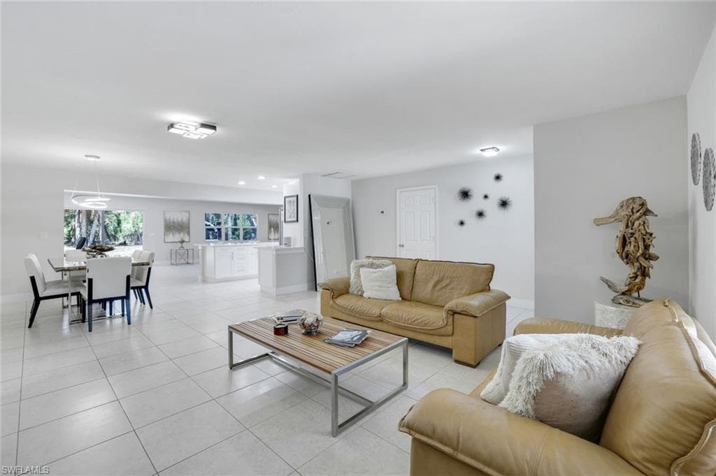 2855 66th St SW, Naples, FL 34105-23