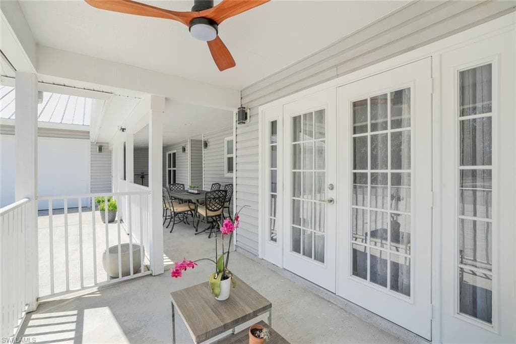 2855 66th St SW, Naples, FL 34105-24