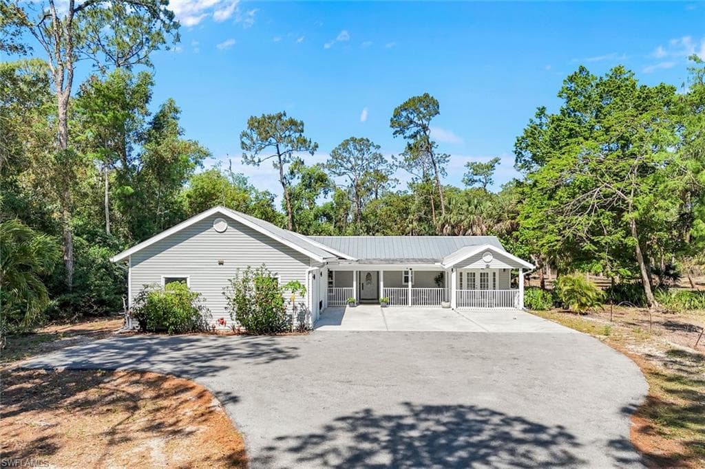 2855 66th St SW, Naples, FL 34105-2