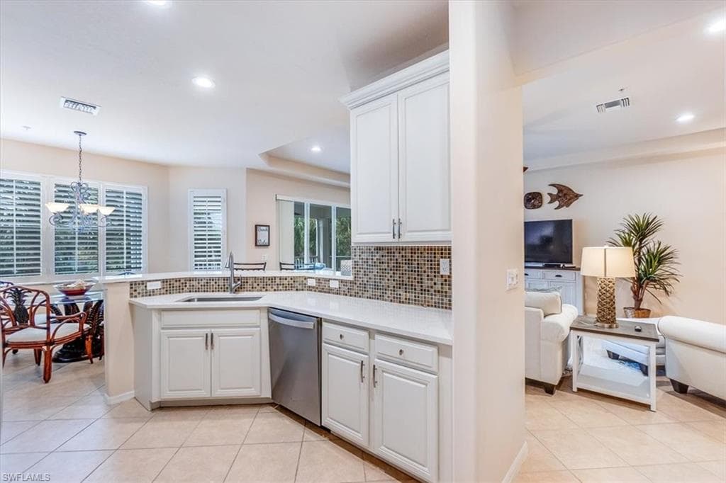 12867 Carrington Cir 1-203, Naples, FL 34105-12