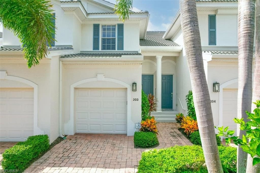 12867 Carrington Cir 1-203, Naples, FL 34105-37