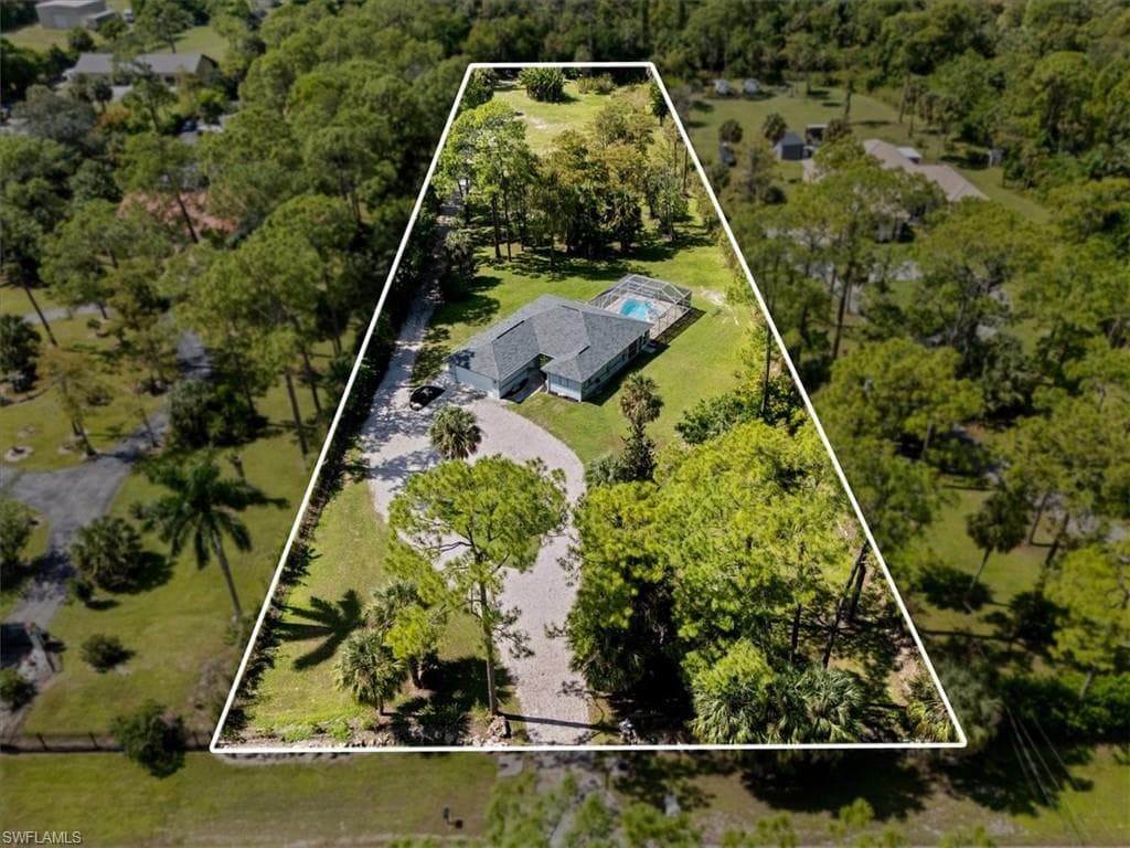 1161 25th St SW, Naples, FL 34117-4