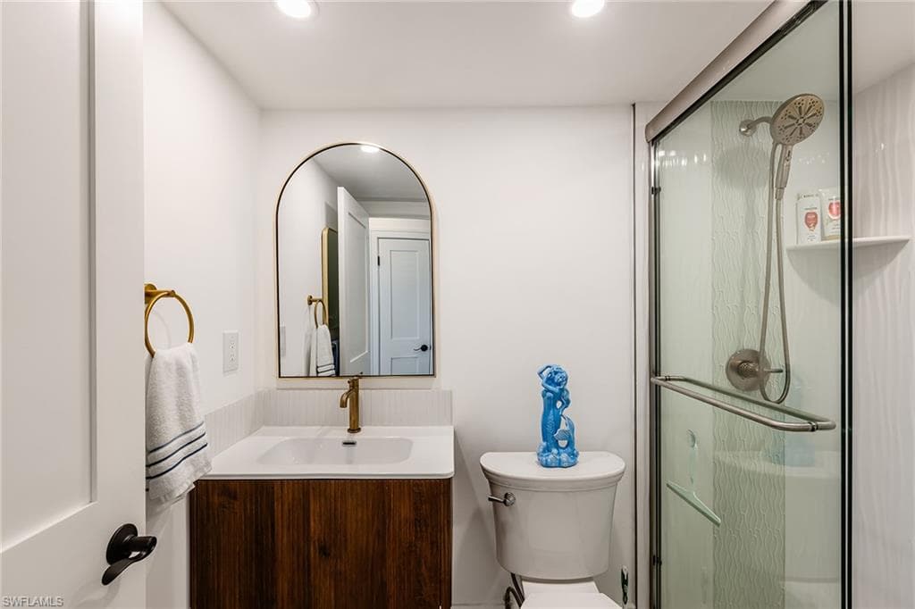 235 Seaview Ct G1, Marco Island, FL 34145-8