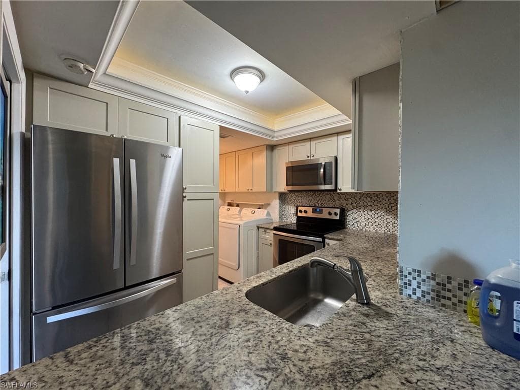 3625 Boca Ciega Dr 110, Naples, FL 34112-5