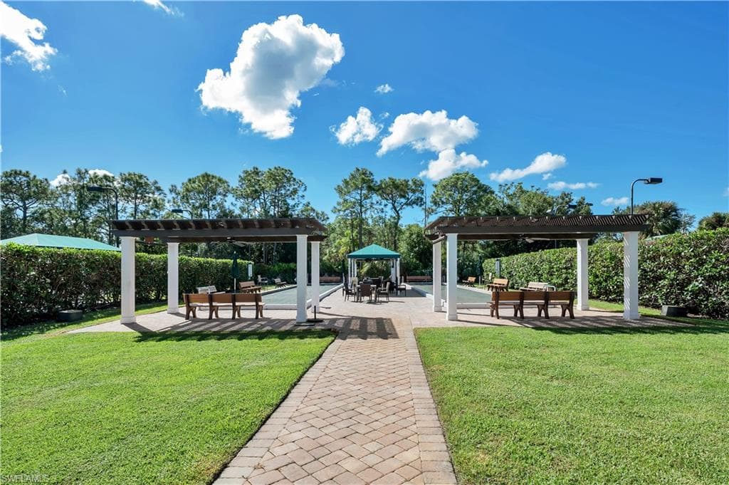 15063 Sterling Oaks Dr, Naples, FL 34110-30