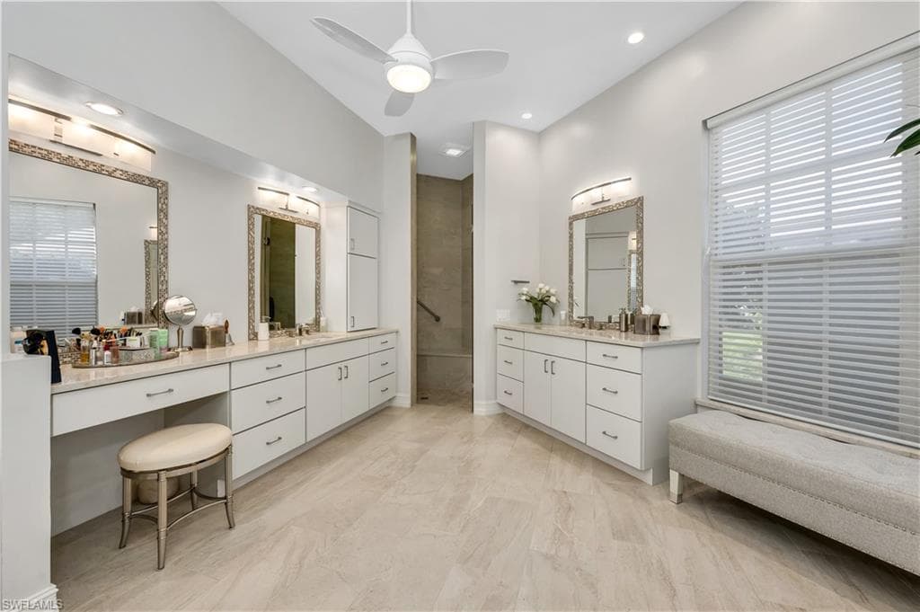 413 Rosemeade Ln, Naples, FL 34105-16