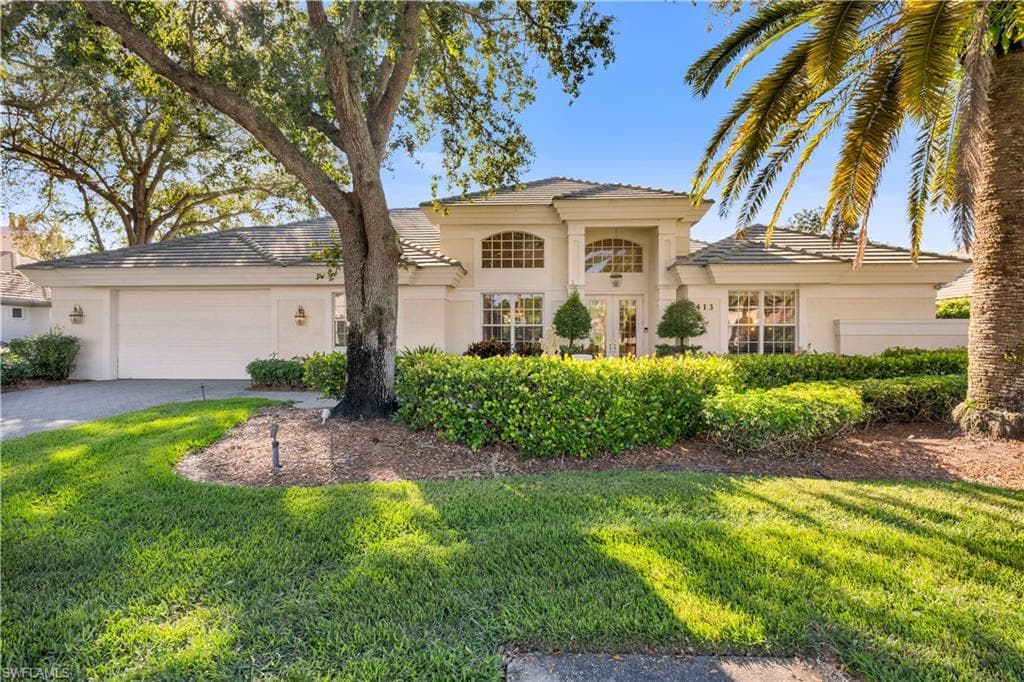 413 Rosemeade Ln, Naples, FL 34105-1