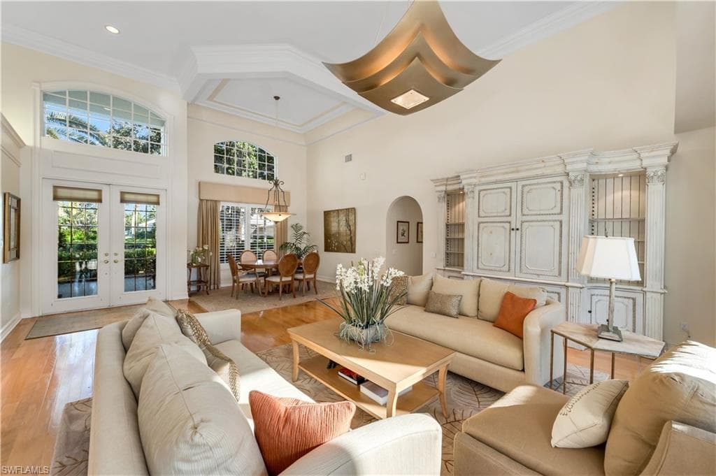 413 Rosemeade Ln, Naples, FL 34105-4