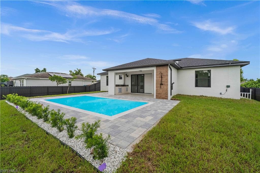 1415 18th Ter, Cape Coral, FL 33993-27