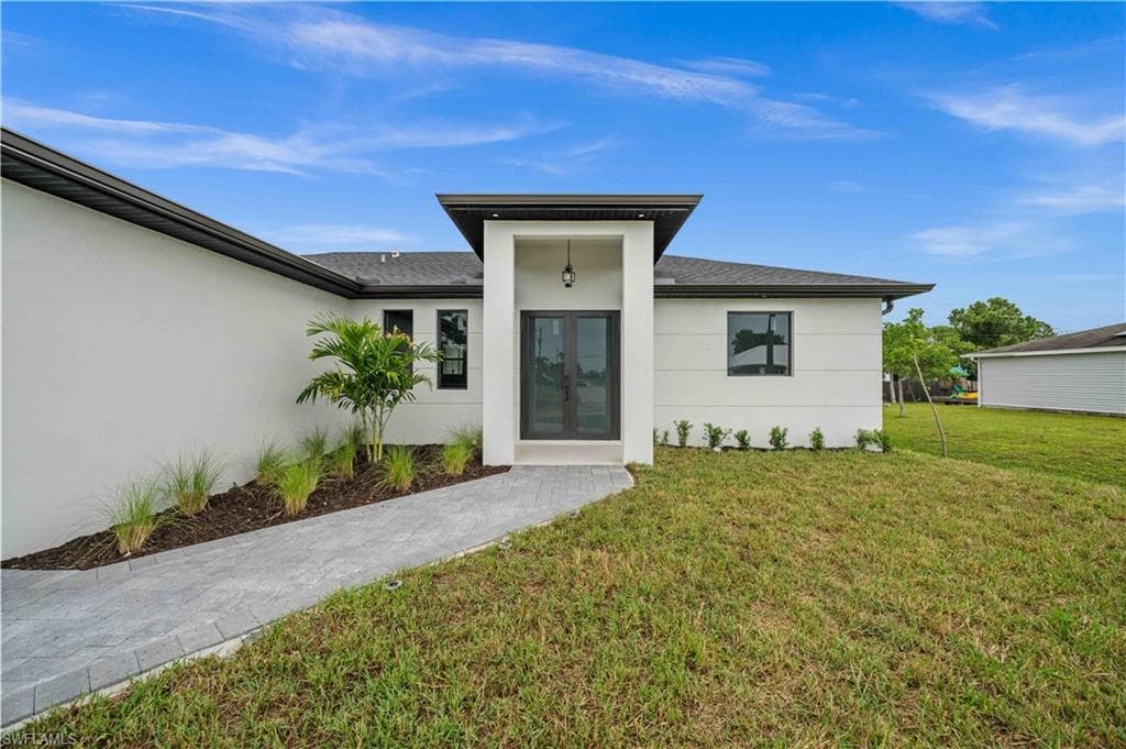1415 18th Ter, Cape Coral, FL 33993-2
