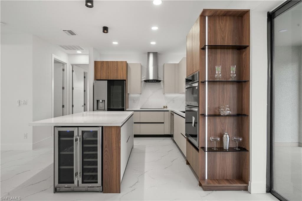 1415 18th Ter, Cape Coral, FL 33993-6