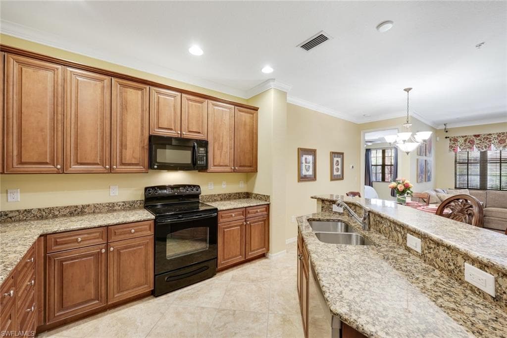 9027 Alturas Ln 3304, Naples, FL 34113-5