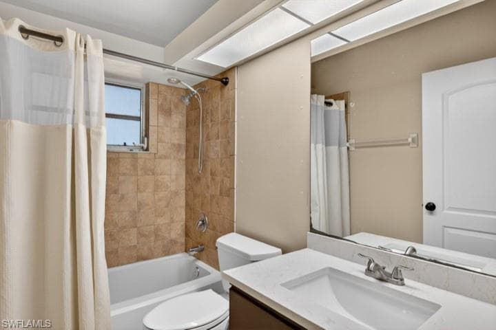 3821 Golden Gate Blvd E, Naples, FL 34120-15