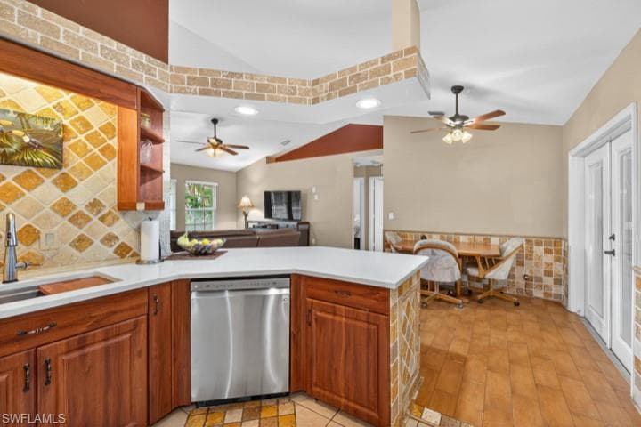 3821 Golden Gate Blvd E, Naples, FL 34120-25