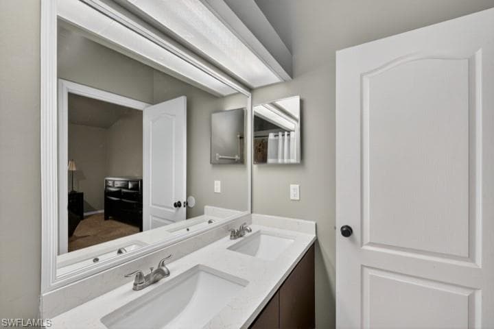 3821 Golden Gate Blvd E, Naples, FL 34120-34