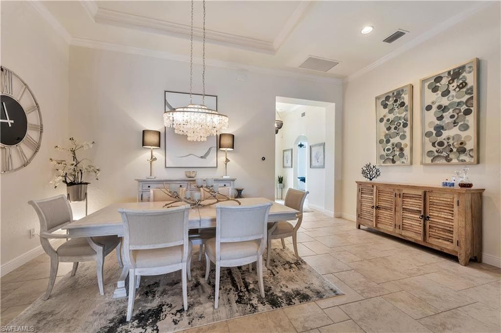 7802 Martino Cir, Naples, FL 34112-12