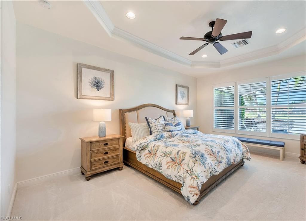 7802 Martino Cir, Naples, FL 34112-17