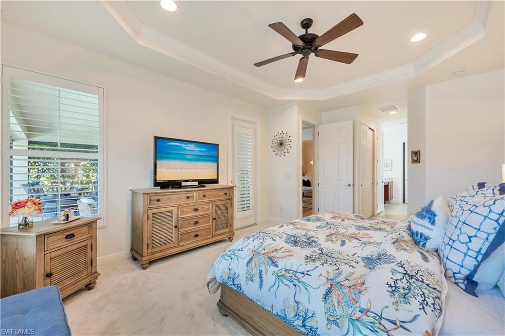 7802 Martino Cir, Naples, FL 34112-19