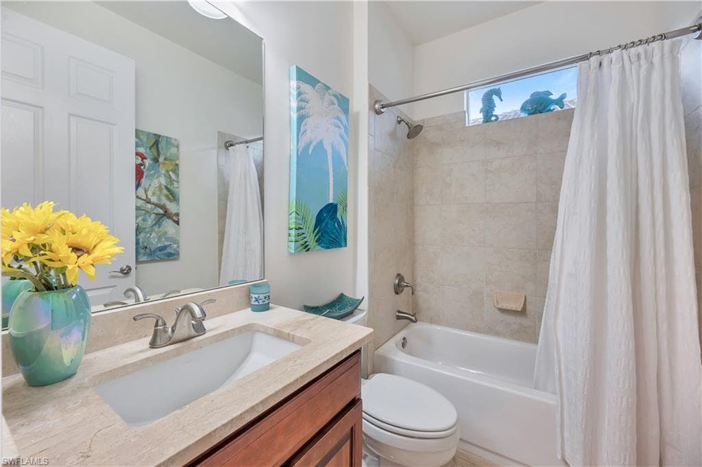 7802 Martino Cir, Naples, FL 34112-24