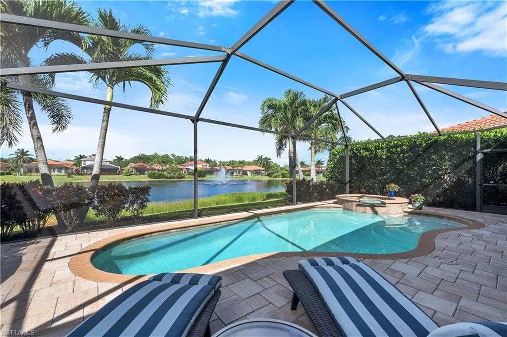 7802 Martino Cir, Naples, FL 34112-30