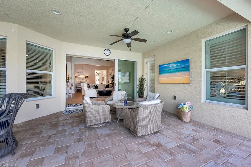 7802 Martino Cir, Naples, FL 34112-34