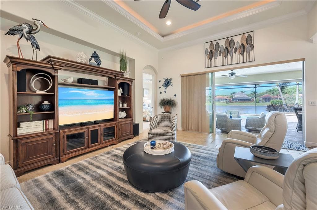 7802 Martino Cir, Naples, FL 34112-6