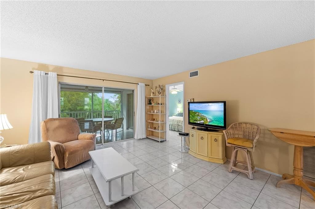 5419 Rattlesnake Hammock Rd 306f, Naples, FL 34113-12