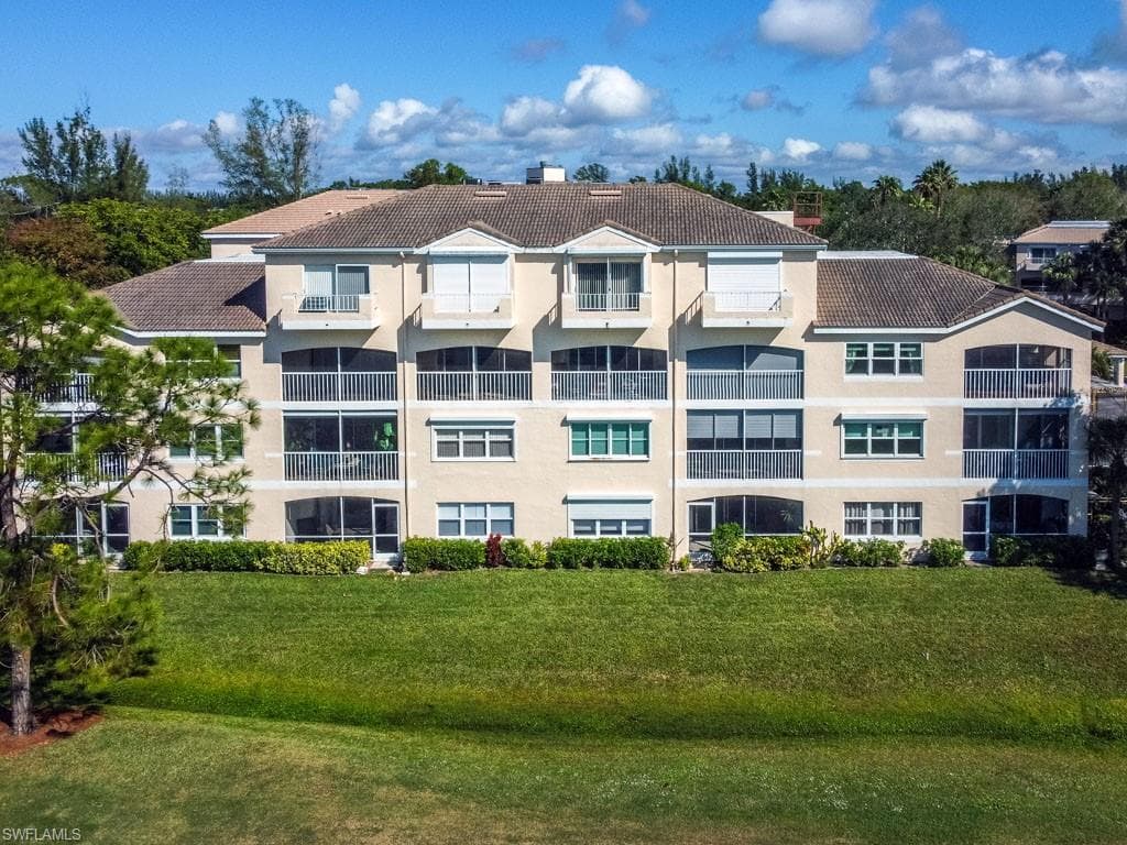 992 Woodshire Ln D301, Naples, FL 34105-33