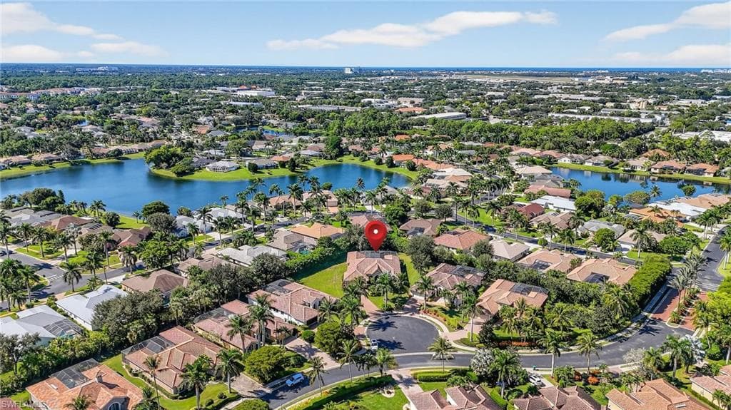 990 Tivoli Ct, Naples, FL 34104-36