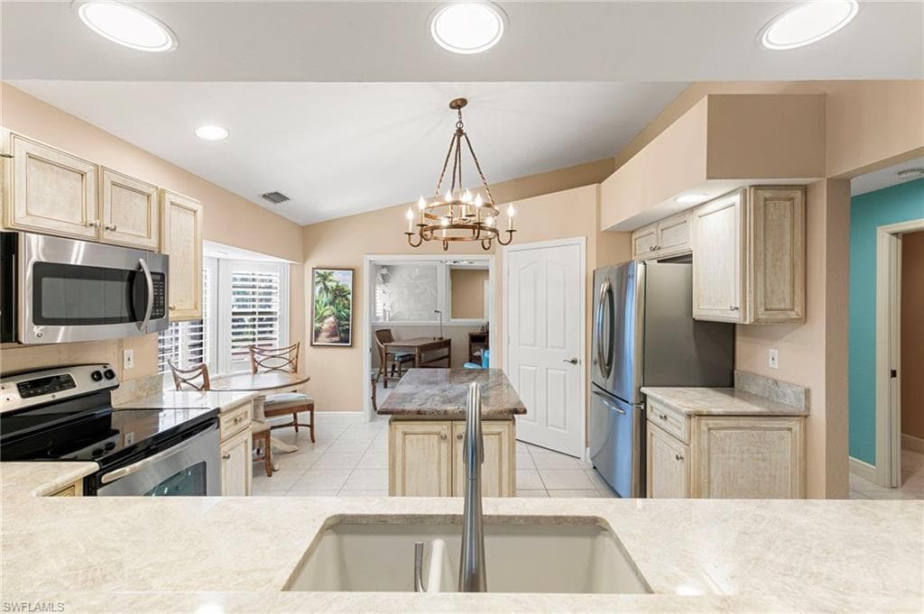 5785 Grande Reserve Way 904, Naples, FL 34110-14