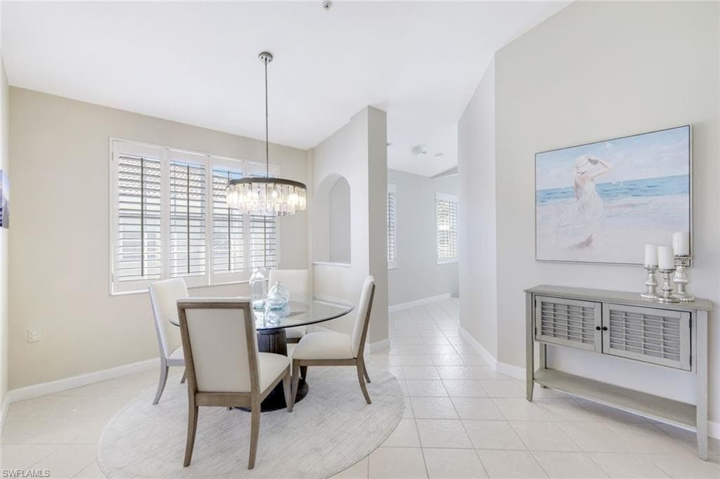 3048 Horizon Ln 1108, Naples, FL 34109-9