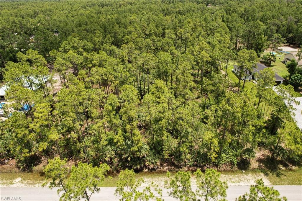 Xxxx 6 Ave NE, Naples, FL 34120-8