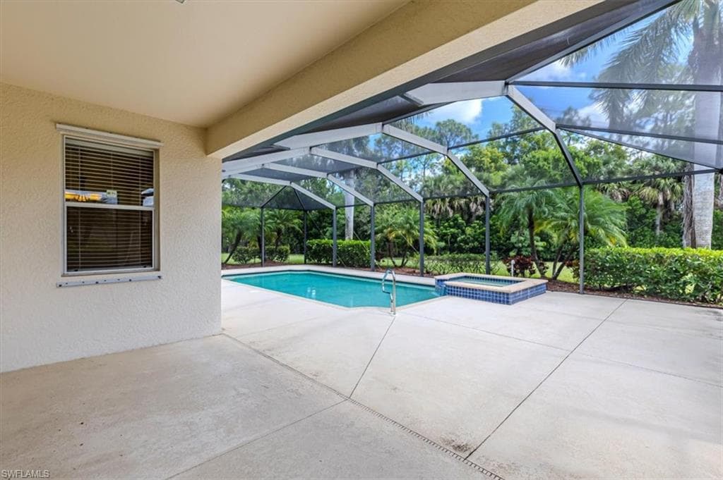8140 Monticello Ct, Naples, FL 34104-25