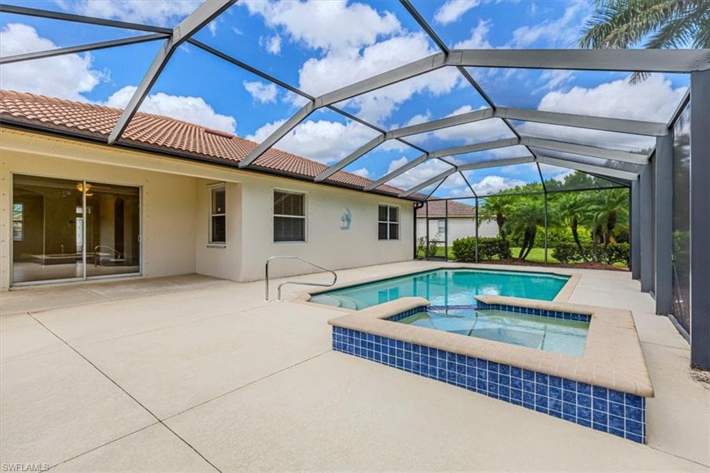 8140 Monticello Ct, Naples, FL 34104-26