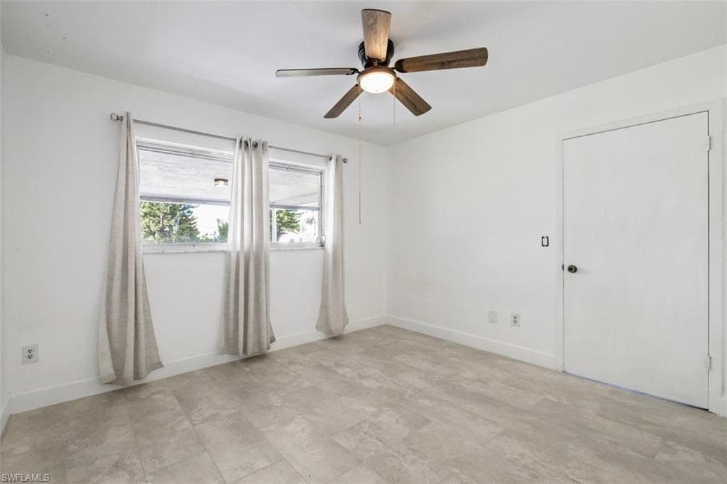 1948 46th St SW, Naples, FL 34116-26