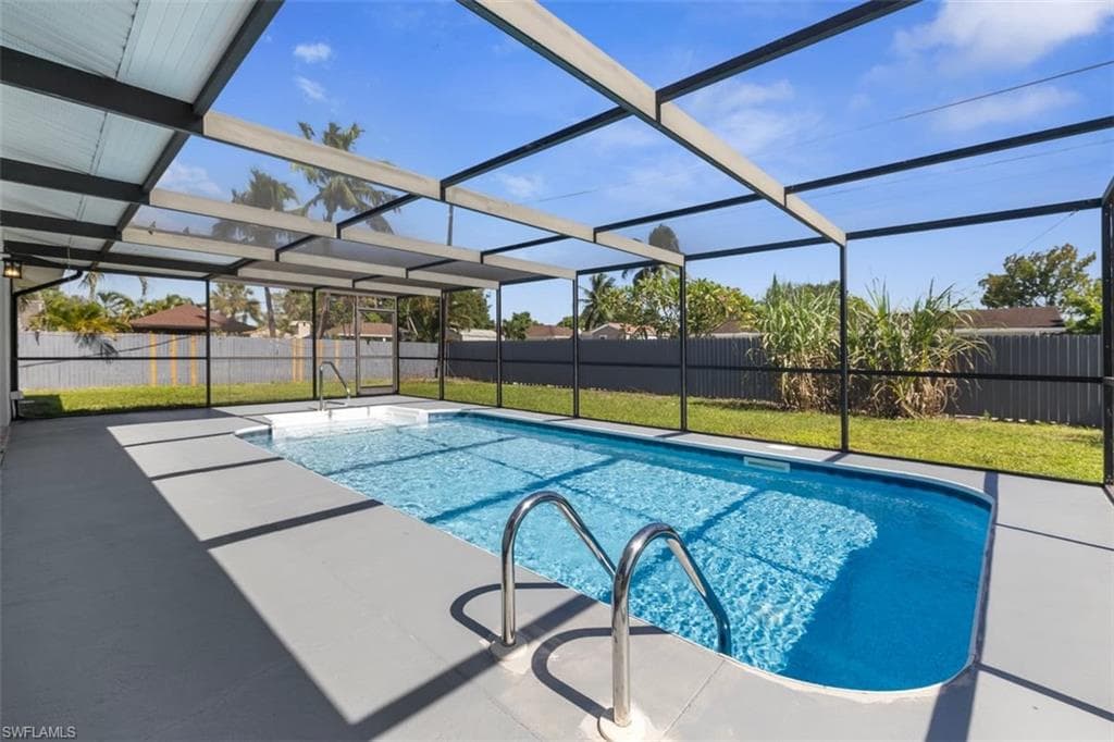 1948 46th St SW, Naples, FL 34116-1