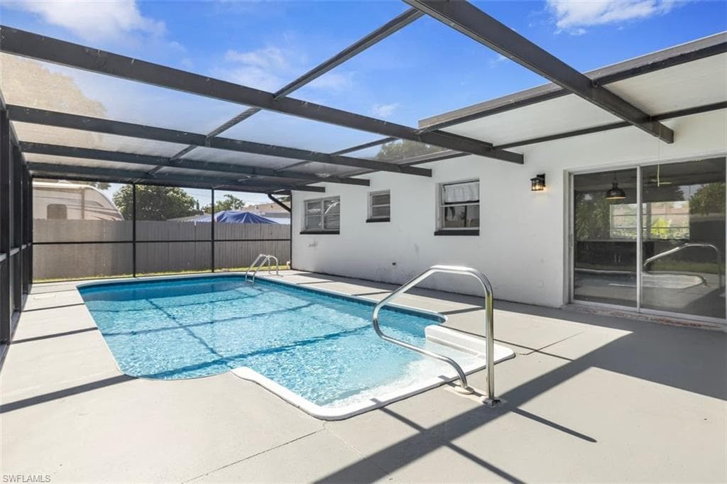 1948 46th St SW, Naples, FL 34116-32